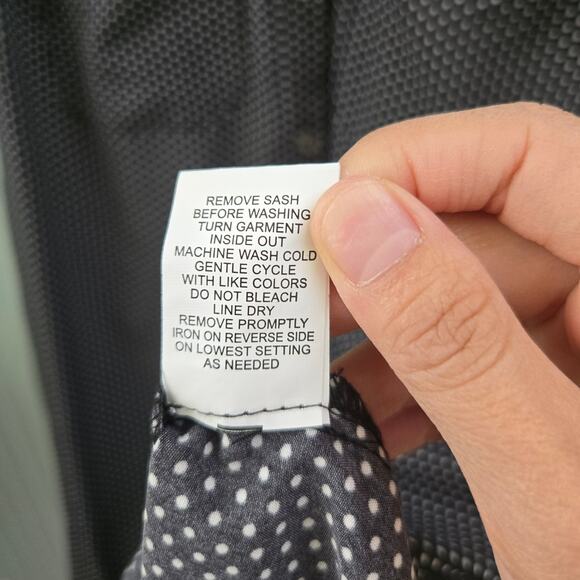 NY Collection Sleeveless Polka Dot Button Down Belted Shirt Dress - Picture 6 of 7